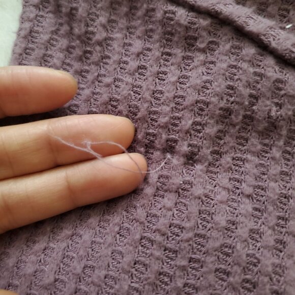 Wild Fable Women's Long Sleeve Turtleneck Cozy Boxy Cropped T-shirt Sz  Medium - Picture 10 of 16